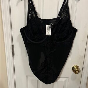 Chic Black Lace Shapewear Bodysuit